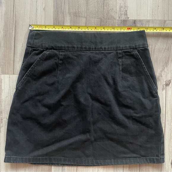 Topshop Black Denim Mini Skirt - Size 6 - Picture 6 of 13